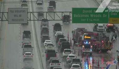 Major crash causes delays on busy Austin highway