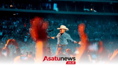 George Strait Schedules Stadium Shows and Merchandise Sale in Lubbock
