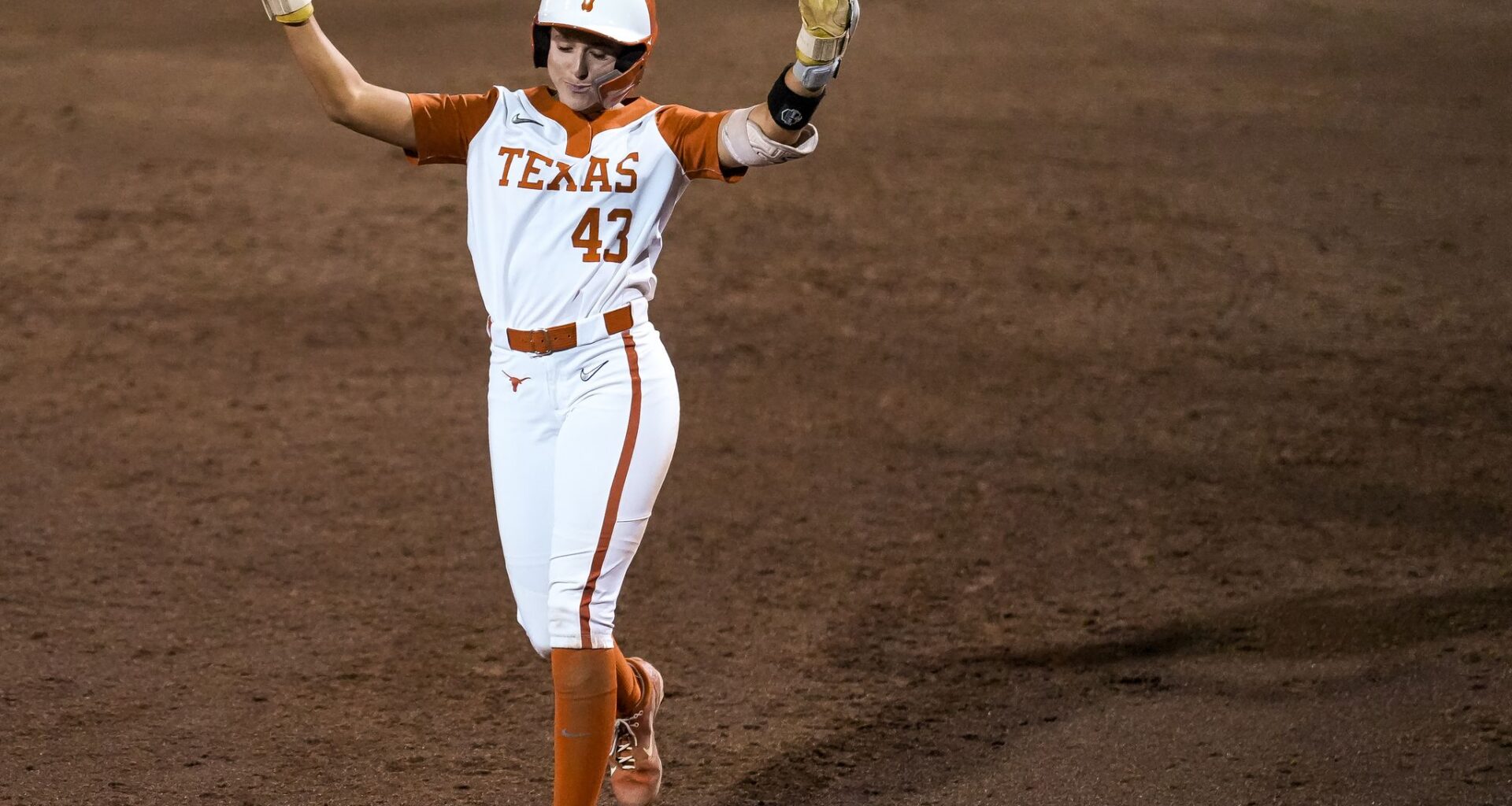 Texas Longhorns drop even after beating Georgia