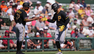 Former Rangers assistant Tony Beasley returns to Texas with Pirates