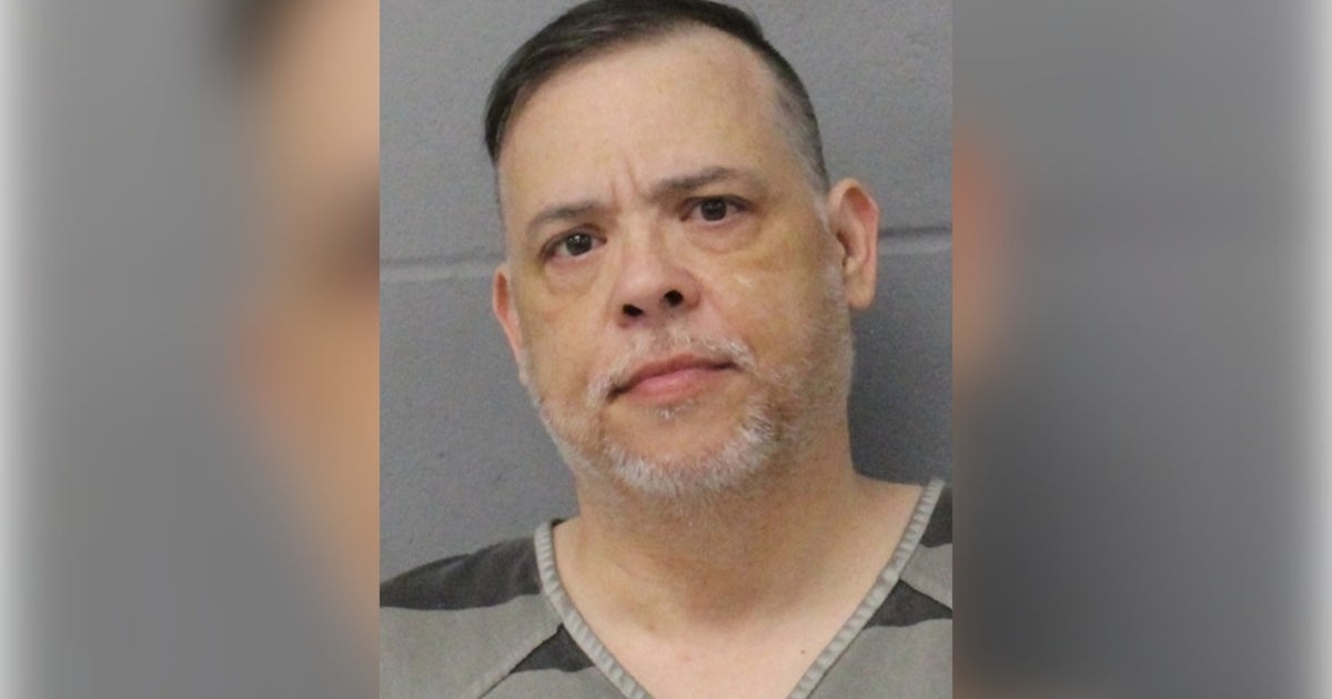 Lyft driver assaults, attempts to rob pregnant rider: affidavit