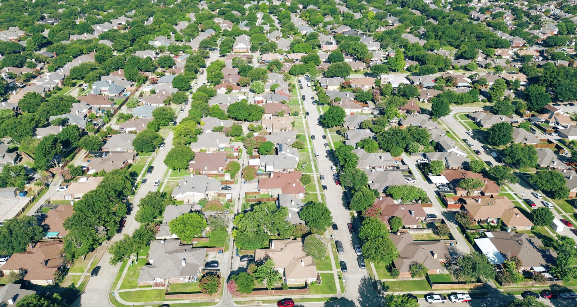 What happens if you don't pay your HOA fines?