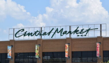 H-E-B's Central Market opening uptown Dallas store