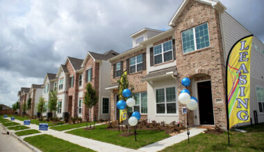 Houston rental homes hit record high as affordability concerns grow