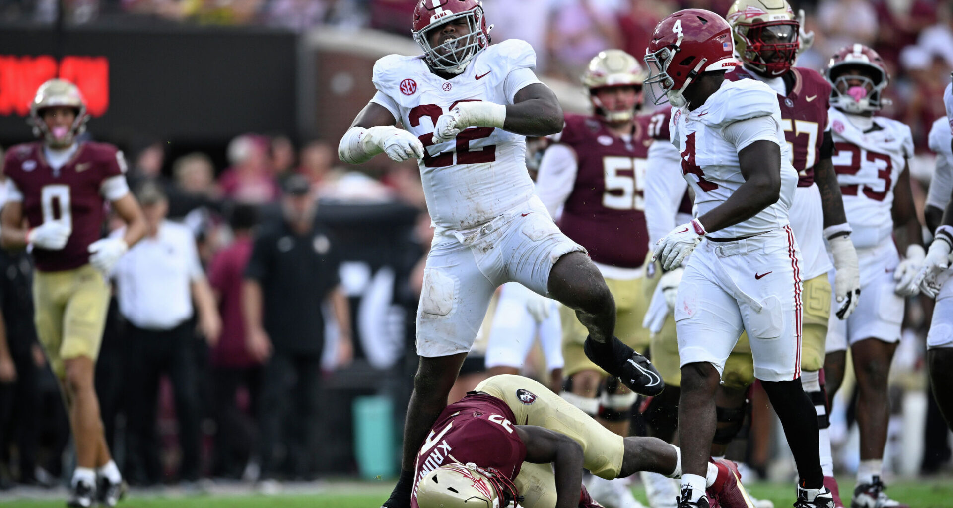 Dallas Stars goaltender Jake Oettinger (29) defends the goal against Minnesota Wild left wing Kirill Kaprizov (97) and center Joel Eriksson Ek (14) challenge during the first period of Game 3 in the first round of the NHL Stanley Cup hockey playoffs Wednesday, April 22, 2026, in St. Paul, Minn. (AP Photo/Abbie Parr)