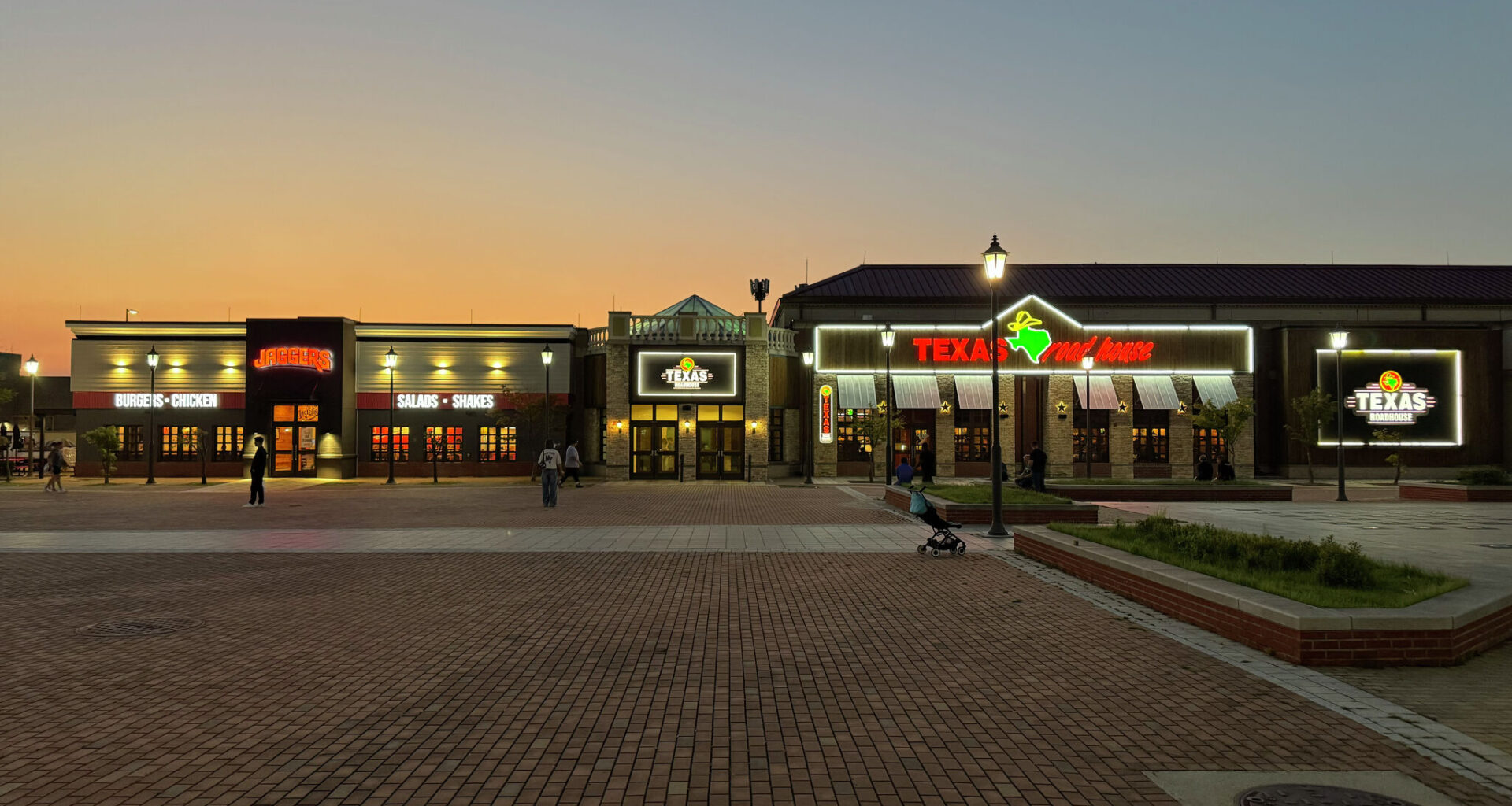 Is Texas Roadhouse only in Texas? The chain is expanding with a new location overseas in April 2026. It marks a major milestone for the restaurant.