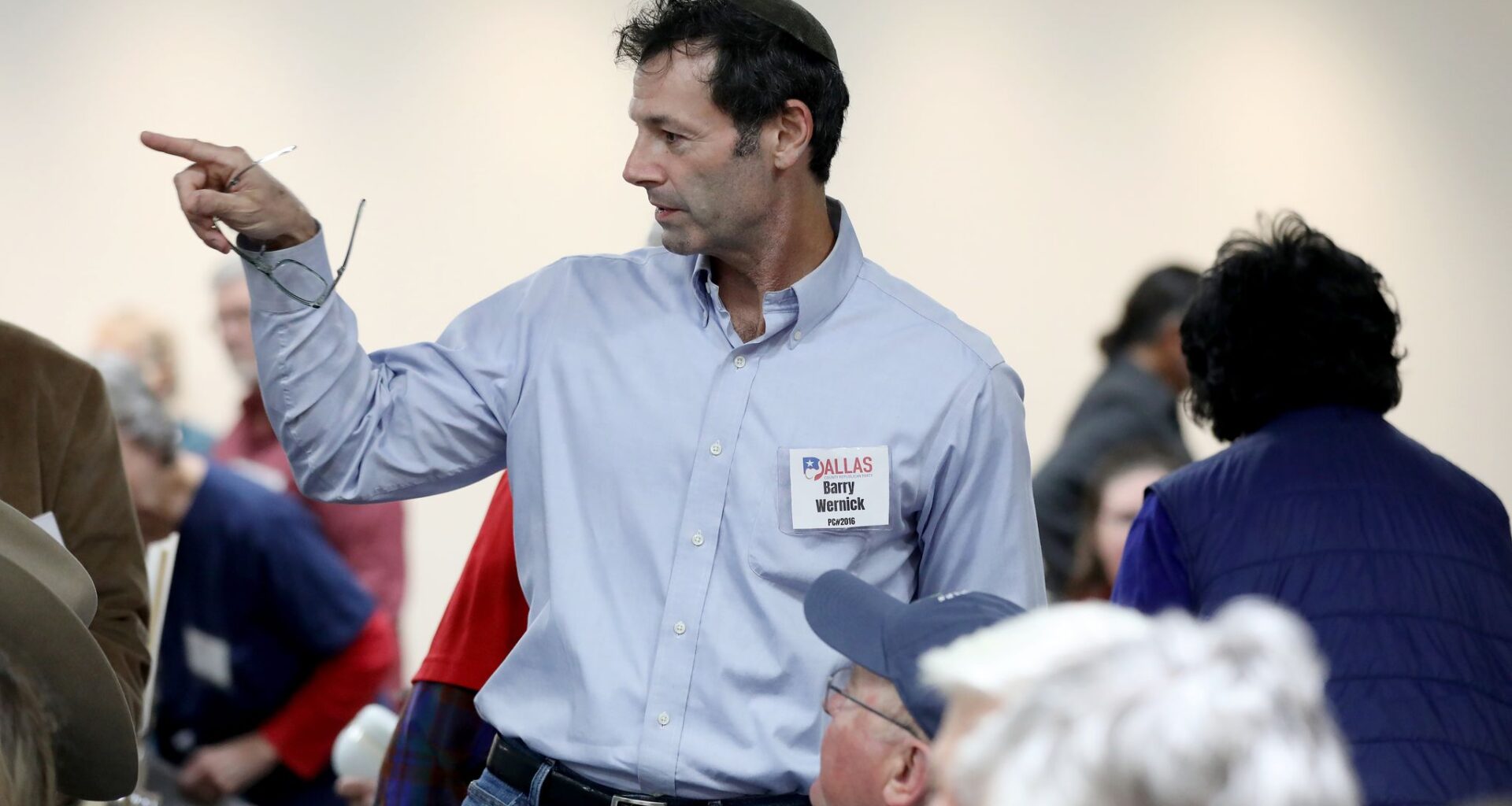 Precinct Chair Barry Wernick, a Republican, alleged that an amendment to the party’s contract with Dallas County that scrapped precincts for the May 26 runoff was invalid.