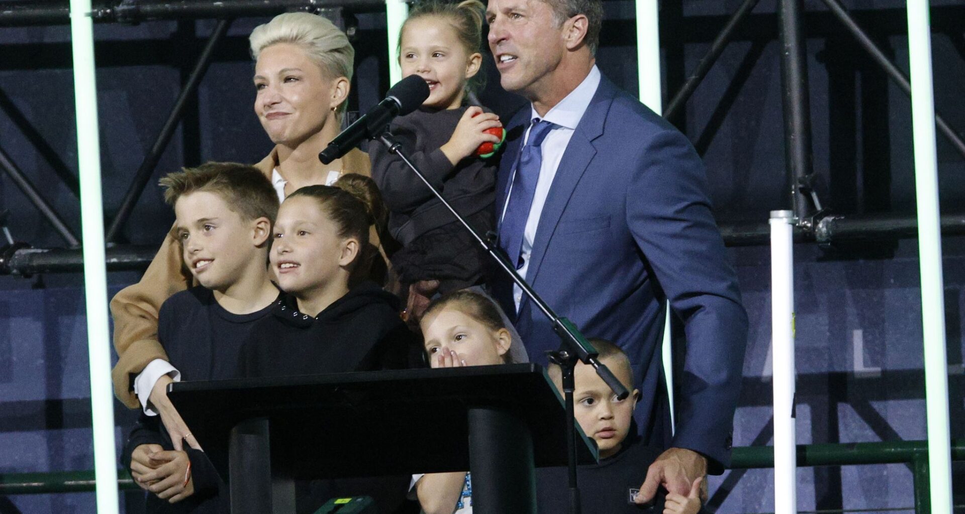 Stars legend, Wild adviser breaks down playoff series