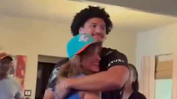 Former Smithson Valley, UTSA and Texas linebacker Trey Moore selected by Miami Dolphins