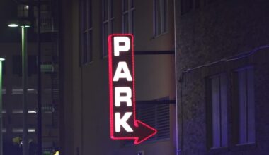 1 in custody after man gets shot in San Antonio parking garage
