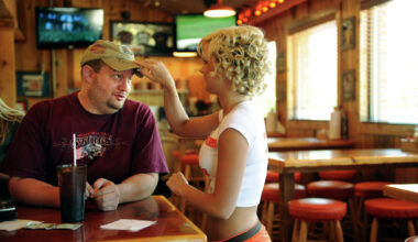 'NASA Hooters' closes amid famed chain's restructuring