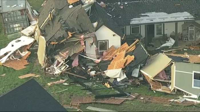 Tornadoes in northern Texas leave at least 2 dead and destroy multiple homes