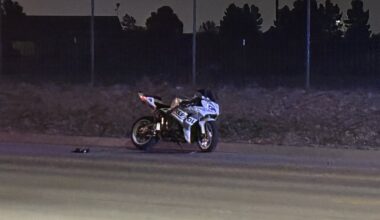 2 injured in Sunday night motorcycle crash