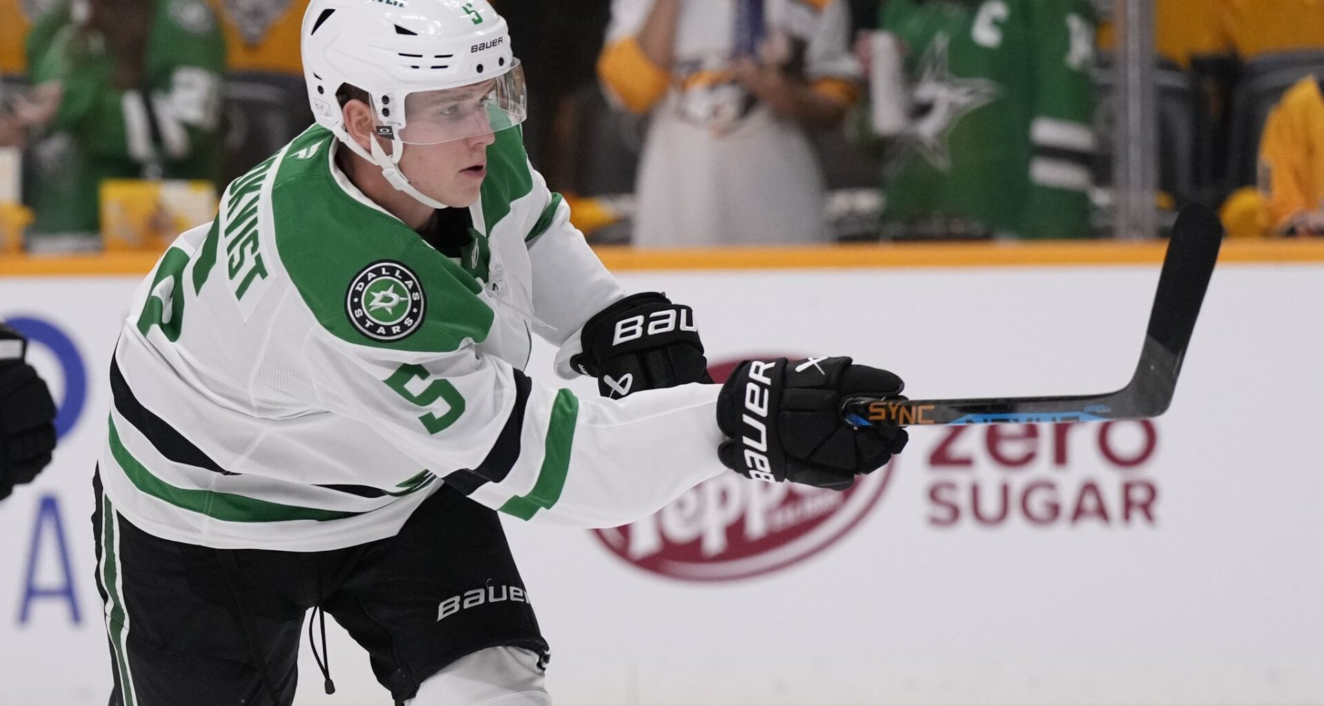 Stars' Nils Lundkvist ruled out for Tuesday's Game 5 vs. Wild