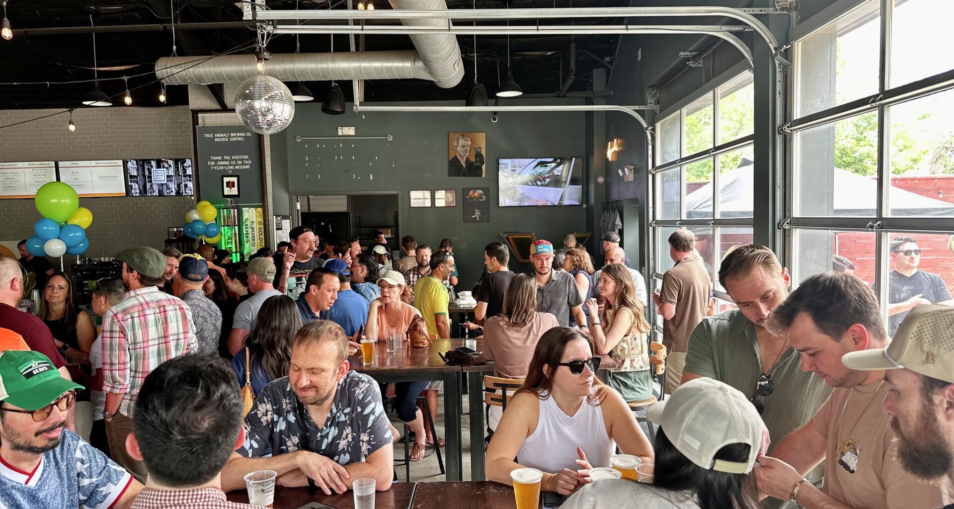 Beloved Texas brewery closing, but not before celebration