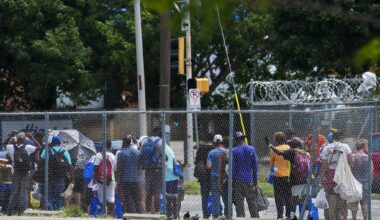 Do-nothing Dallas fails to regulate homeless feedings