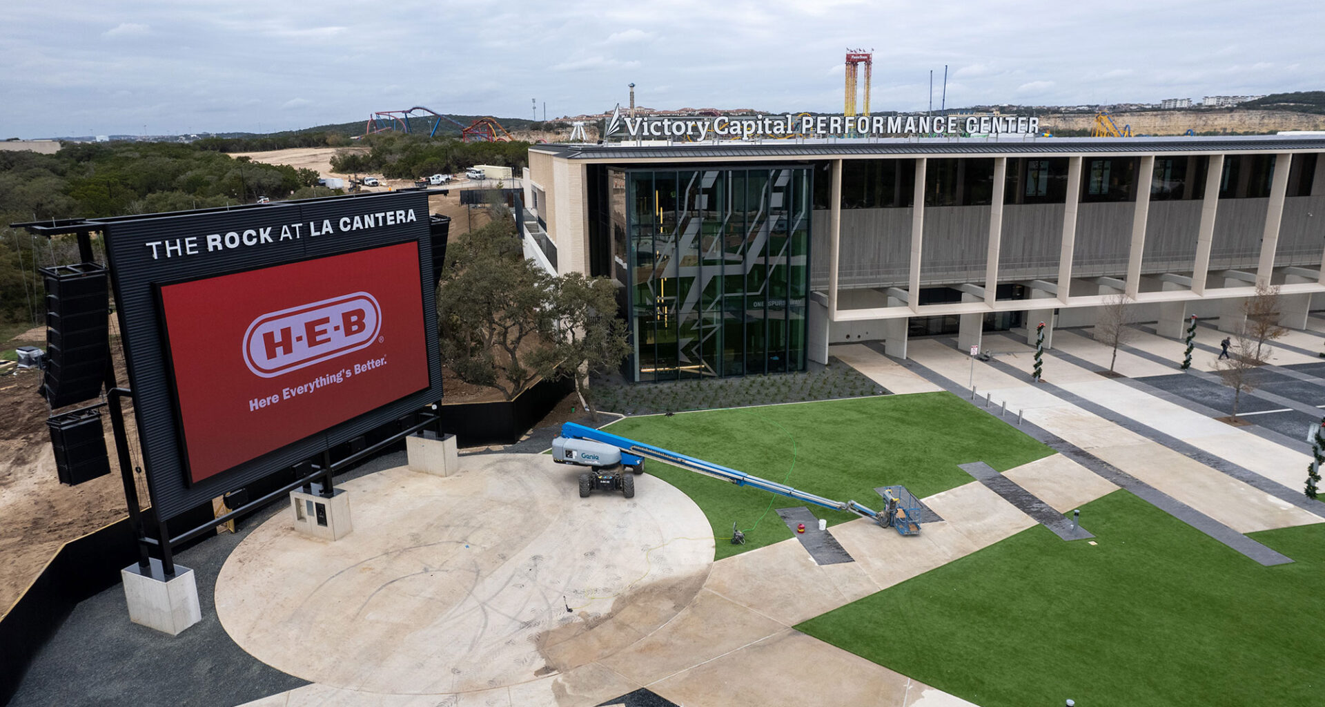 Need a place to watch Spurs Game 5 in San Antonio? Go here.