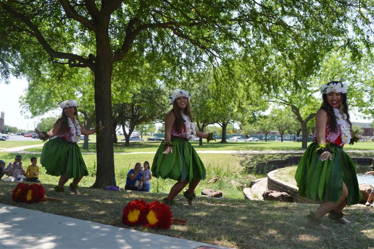 Celebrate AAPI Heritage Month at Arlington Public Library