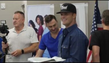 Country superstar Parker McCollum surprises nurses ahead of National Nurses Week