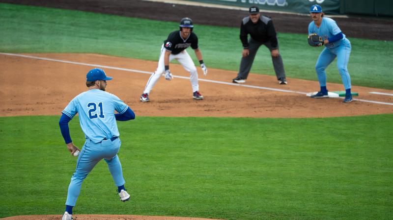Mavericks Fall in Seven Innings at TCU