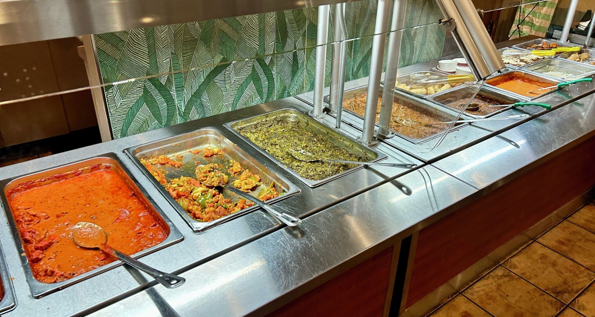 The buffet line at India Oven.