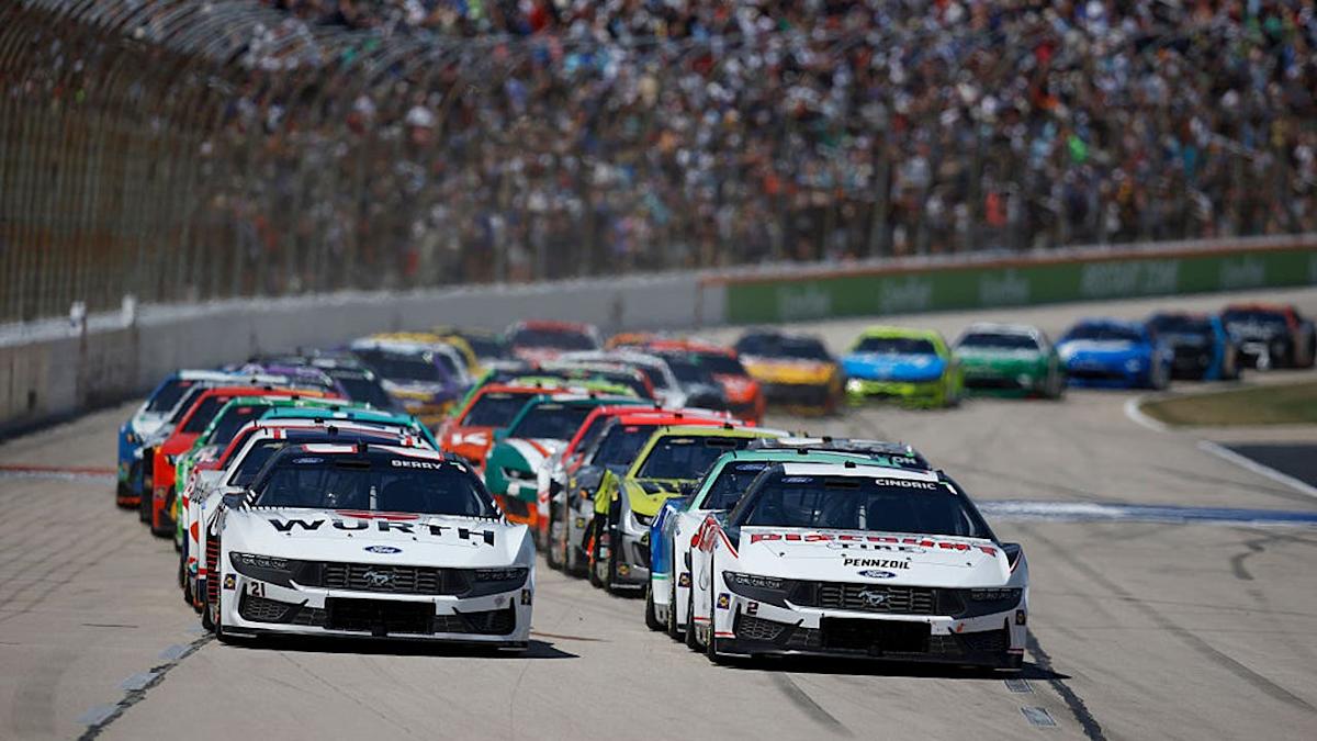<div>FORT WORTH, TEXAS - MAY 04: Austin Cindric, driver of the #2 Discount Tire Ford, and Josh Berry, driver of the #21 WURTH Ford, race during the NASCAR Cup Series Würth 400 at Texas Motor Speedway on May 04, 2025 in Fort Worth, Texas. (Photo by Sean Gardner/Getty Images)</div>