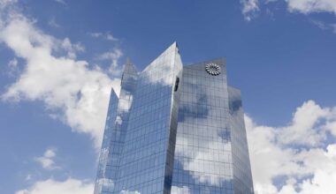 Frost Bank posts strong quarter as war weighs on Texas firms