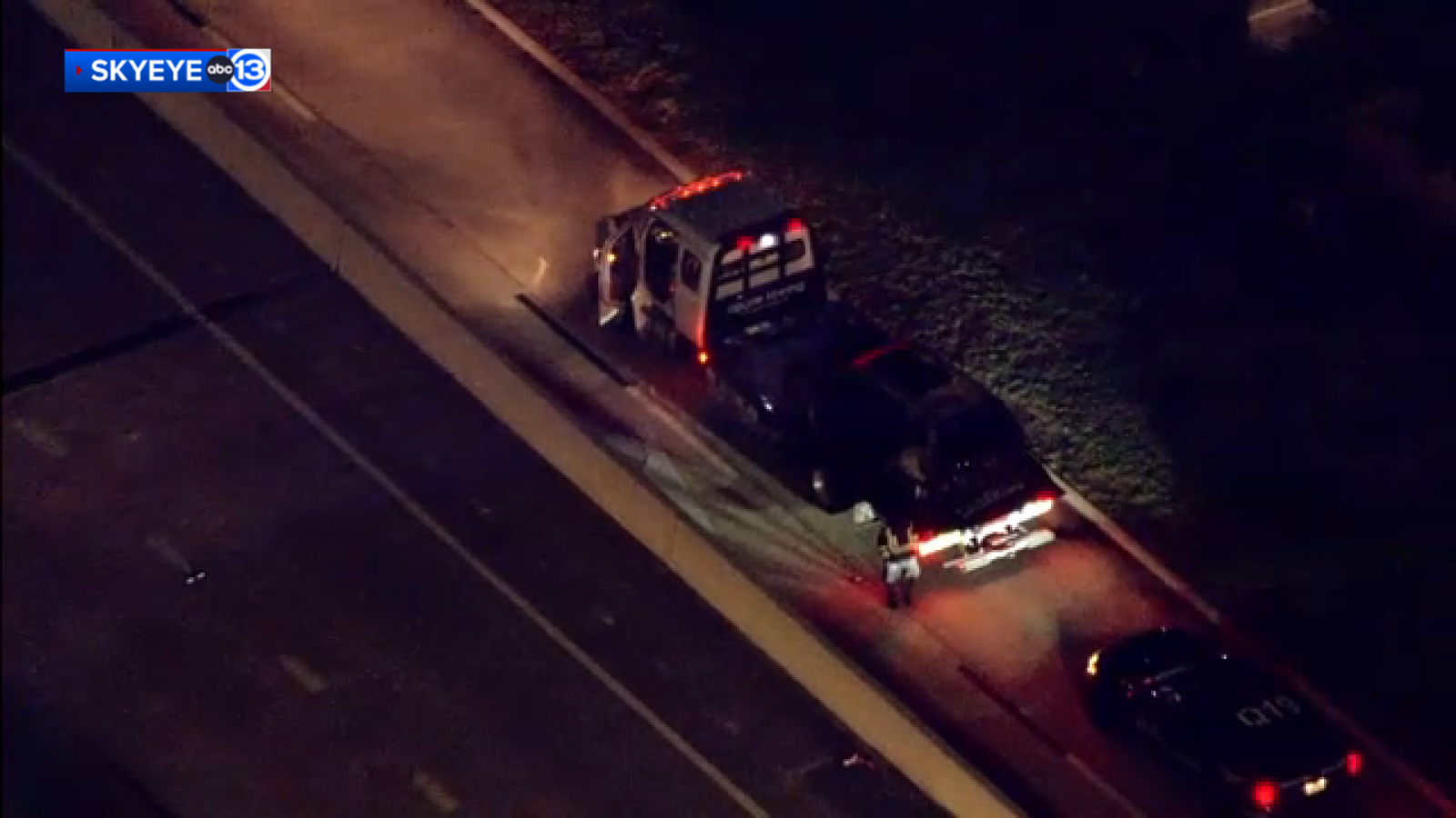 Woman killed in fiery crash on 610 South Loop service road, according to Houston Police Department