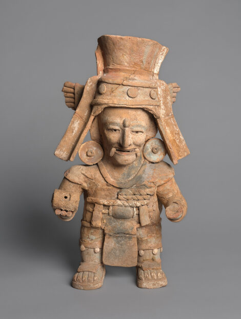 A photograph of an earthenware sculpture from Latin America.