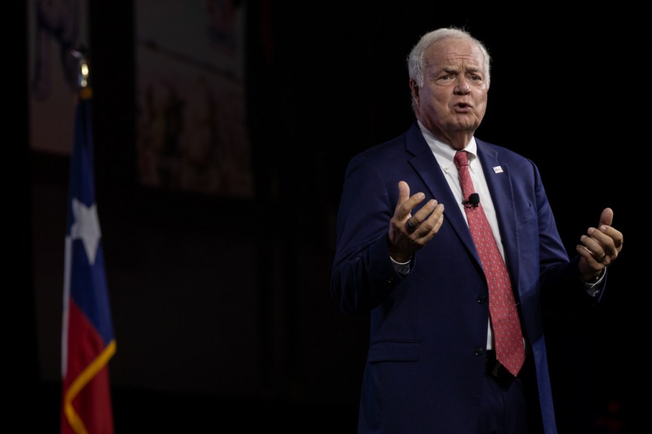 Texas oil regulator Wayne Christian backs oil-backed crypto coin