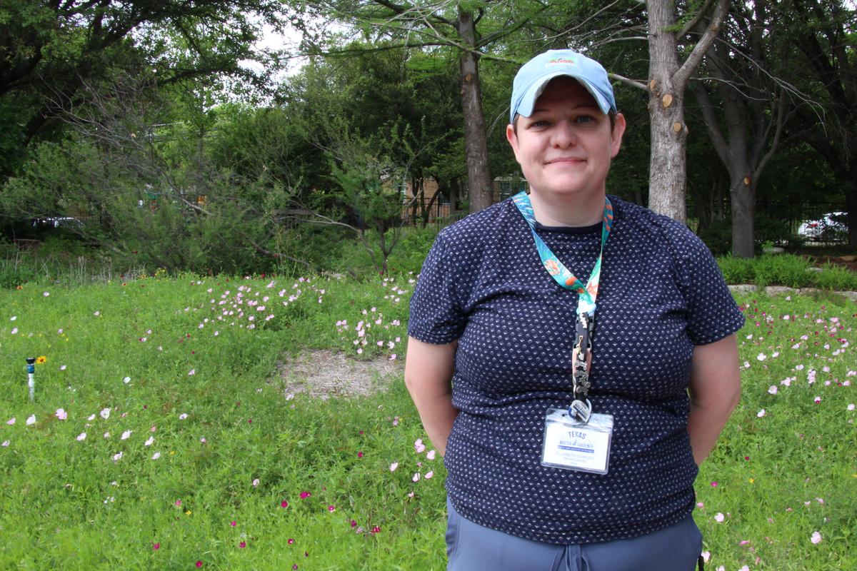 This gardener extends expertise in nature to students across Fort Worth ISD