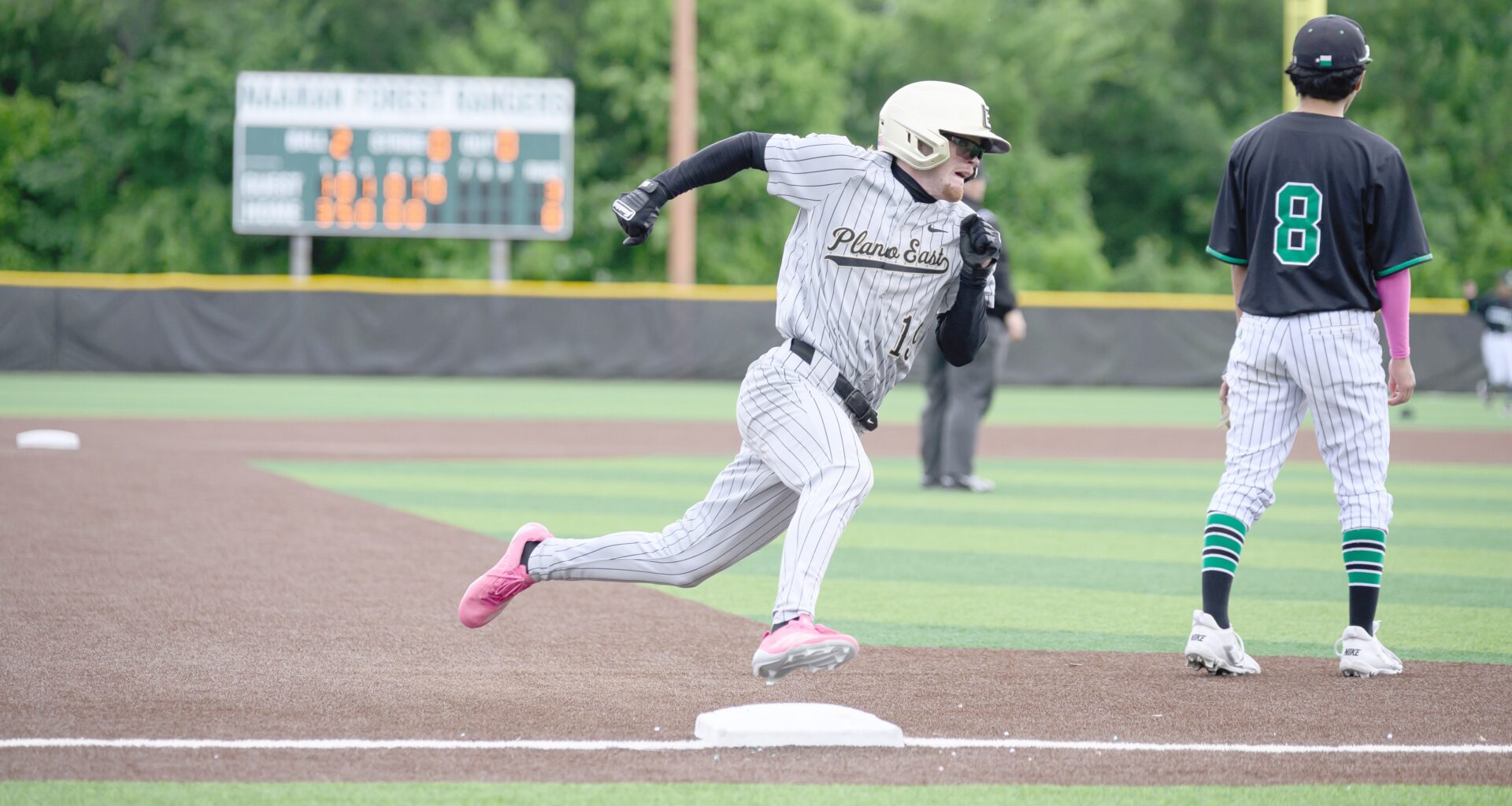 Inside-the-park HR sparks Plano East on Senior Day, Lady Panthers battle
