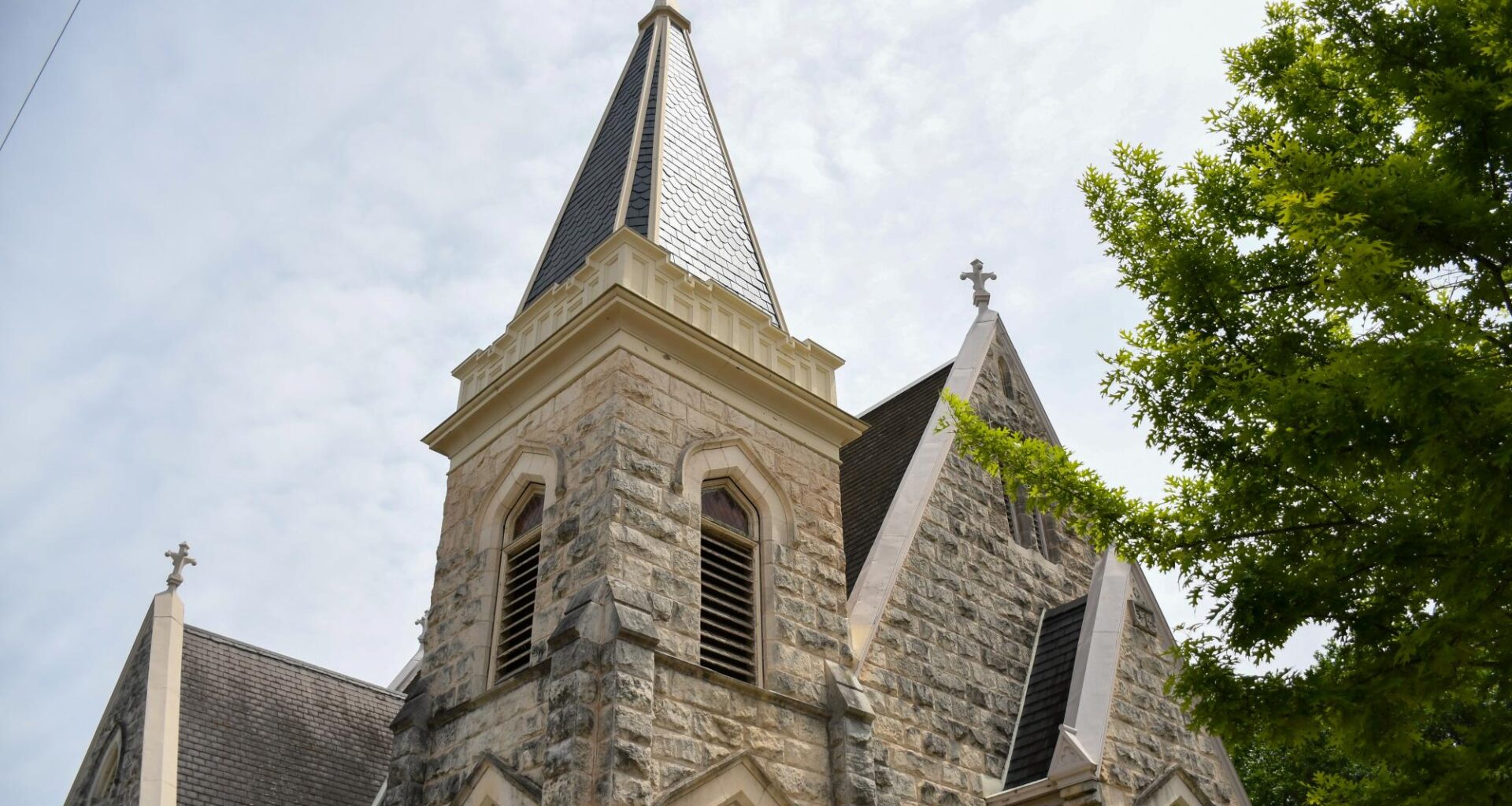 Over 140 years of religious history at UT, religious orgs continue supporting students today – The Daily Texan