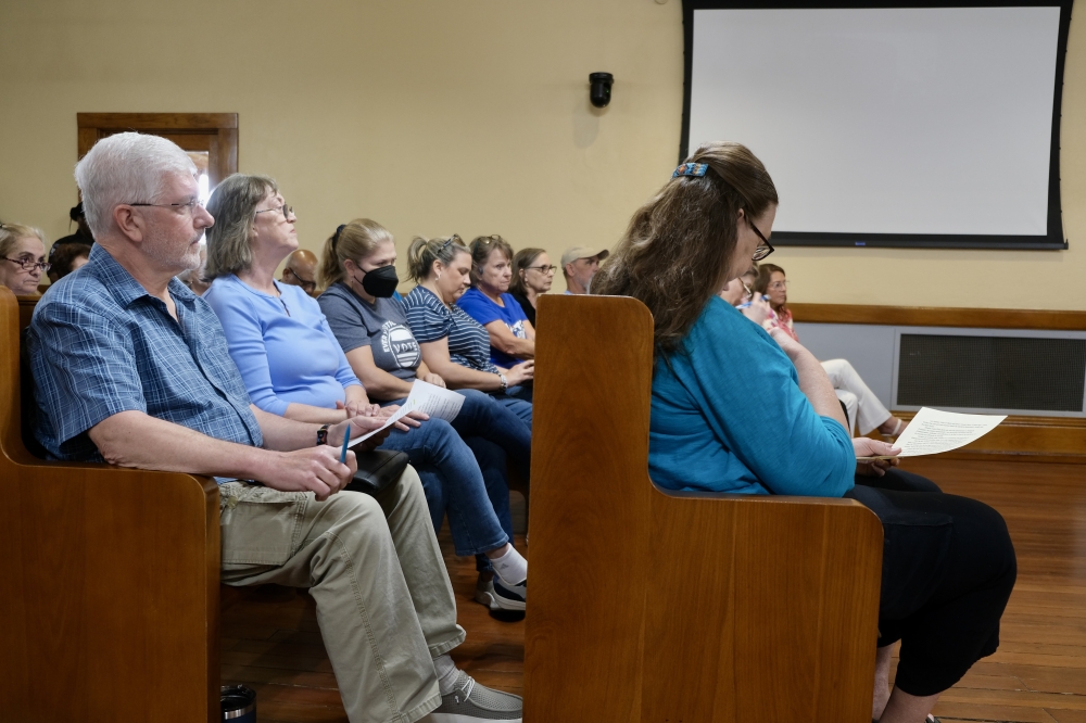Twenty-eight community members gave public comments at the March 24 special meeting. (Gracie Warhurst/Community Impact)