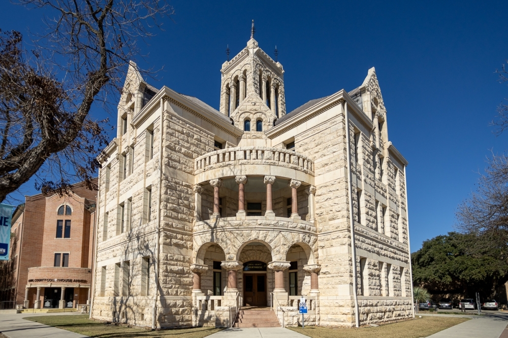 Comal County Courthouse