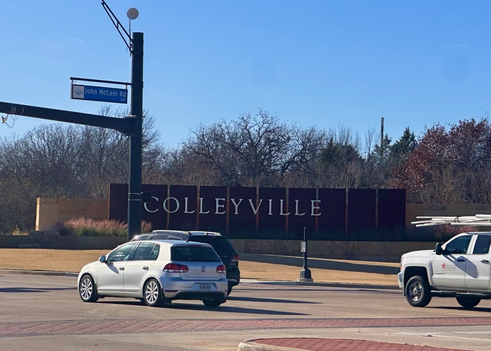 The green ribbon project work includes installing irrigation systems and planting ornamental trees, shrubs and ground cover. (Heather McCullough/Community Impact)
