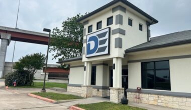 The Round Rock location of Discount Electronics closed in January. (Brooke Sjoberg/Community Impact)