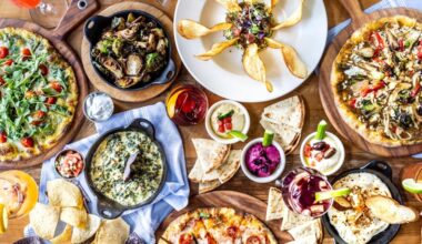 Local Table’s Katy and Cypress locations also feature The Local Bar, where customers can enjoy made-from-scratch cocktails. The brand also opened Local Spot, a bar and grill located next to Cross Creek Ranch Adventure Island Pool. (Courtesy Local Table)