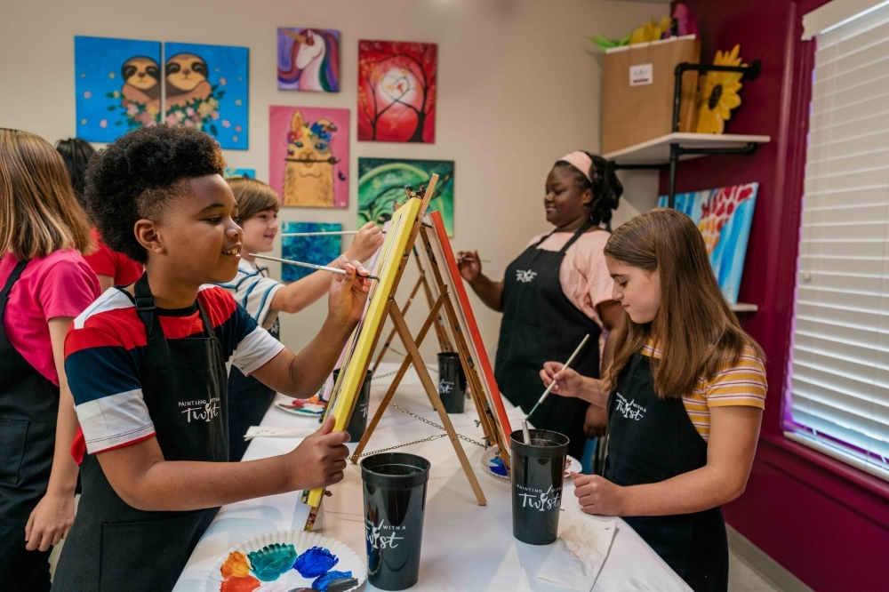 Painting with a Twist will a Mother's Day class where artists will guide kids, moms and families step-by-step to create their own custom artwork. (Courtesy Painting with a Twist)