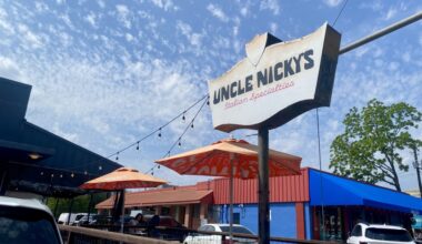 Uncle Nicky's serves Italian pastas, salads and sandwiches. Its Hyde Park location closed on April 26. (Katlynn Fox Community Impact)