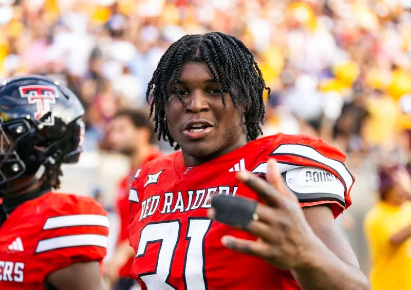 NCAA, College League, USA Football: Texas Tech at Arizona State Oct 18, 2025 Tempe, Arizona, USA Texas Tech Red Raiders linebacker David Bailey 31 reacts as he walks off the field following the game against the Arizona State Sun Devils at Mountain America Stadium. Tempe Mountain America Stadium, Home of the ASU Sun Devils Arizona USA, EDITORIAL USE ONLY PUBLICATIONxINxGERxSUIxAUTxONLY Copyright: xMarkxJ.xRebilasx 20251018_mjr_su5_028