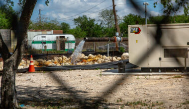 One of Corpus Christi’s emergency water wells discharges into the Nueces River on March 31. Credit: Dylan Baddour/Inside Climate News