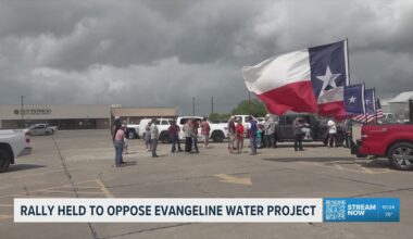 Sinton residents rally against Corpus Christi groundwater project over well water concerns