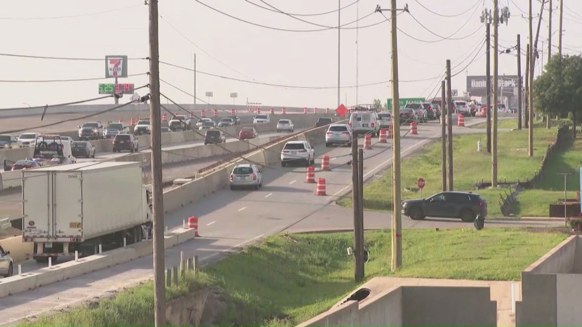 Pedestrian killed in crash on I-35 in Austin