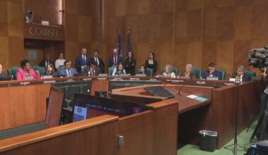 Houston police union responds to Abbott's demand to cooperate with ICE