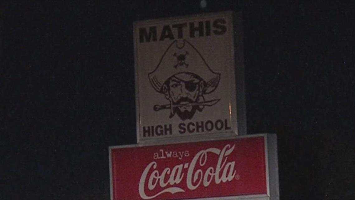 Parents speak out after hearing tied to Mathis High School assault case
