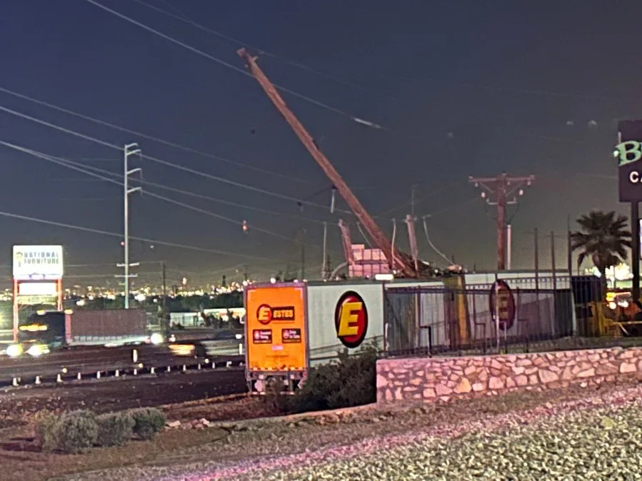 Aftermath of crash involving semi truck in East El Paso, causing a power outage affecting over 2,000 customers. Photo taken by Edith Montero/KTSM