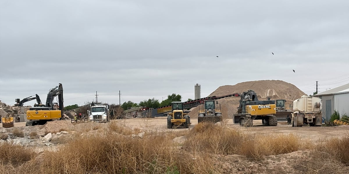 Person pinned under conveyor belt at Lubbock concrete plant in critical condition