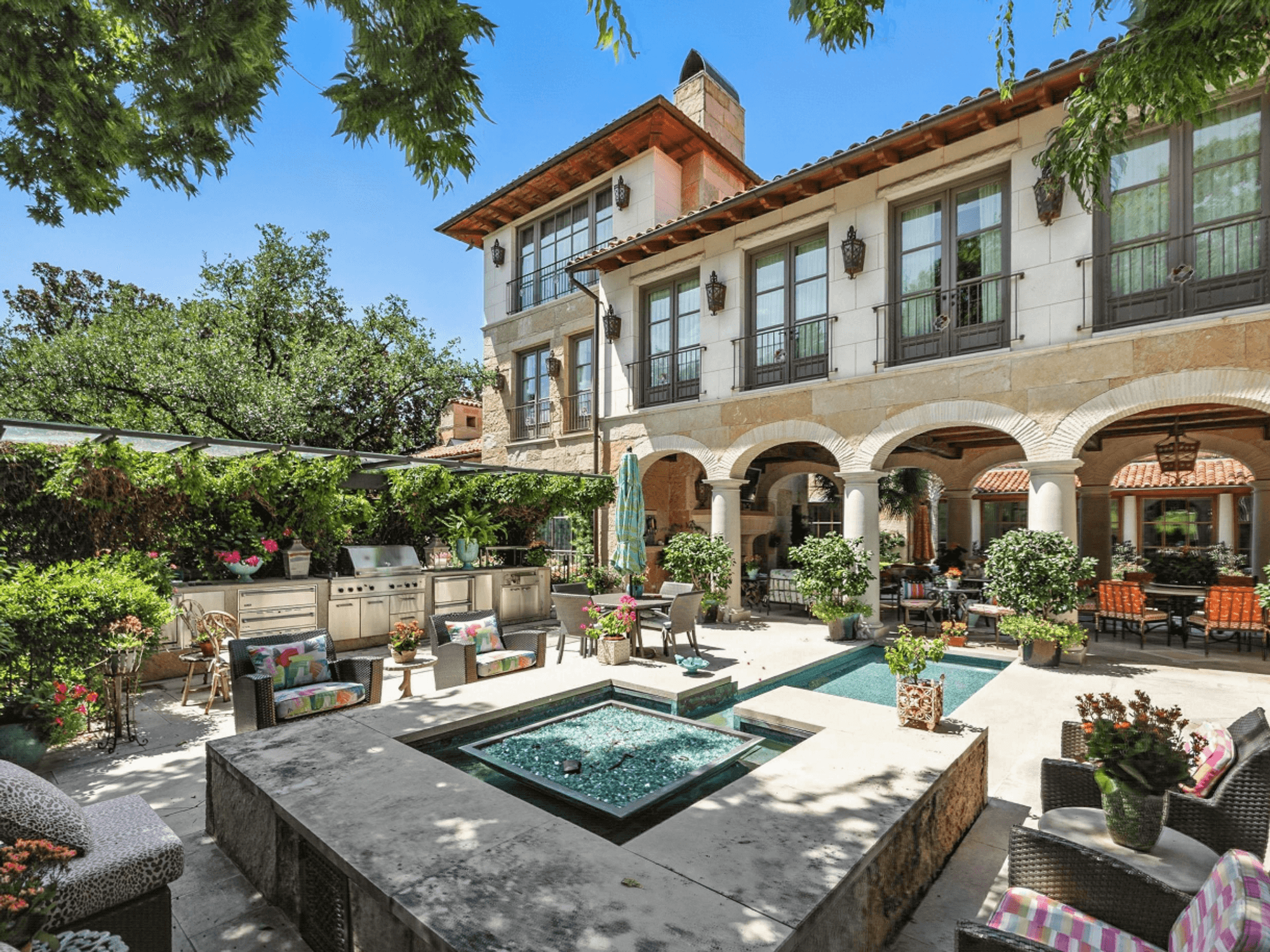 6236 Indian Creek