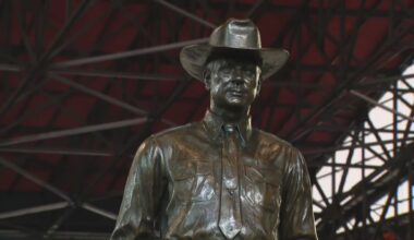 Civil rights groups push for removal of statue at Globe Life Field in Arlington